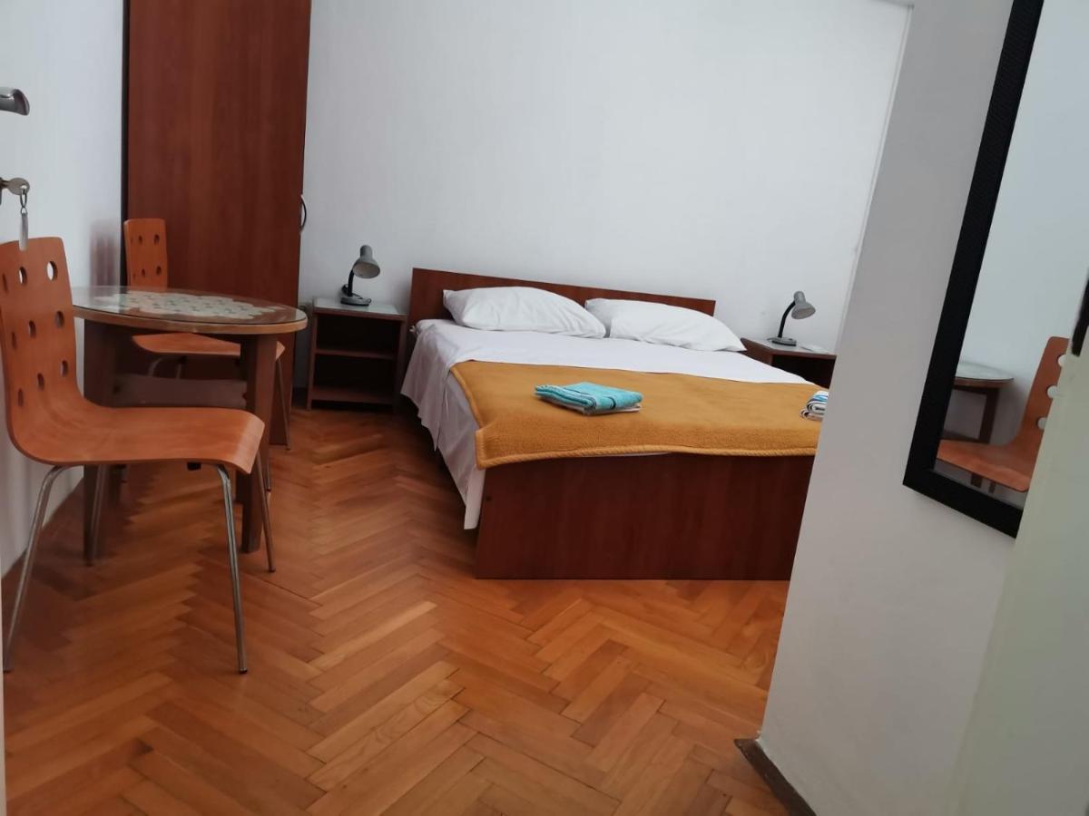 Marina Apartment End Rooms เวลาลูกา ภายนอก รูปภาพ