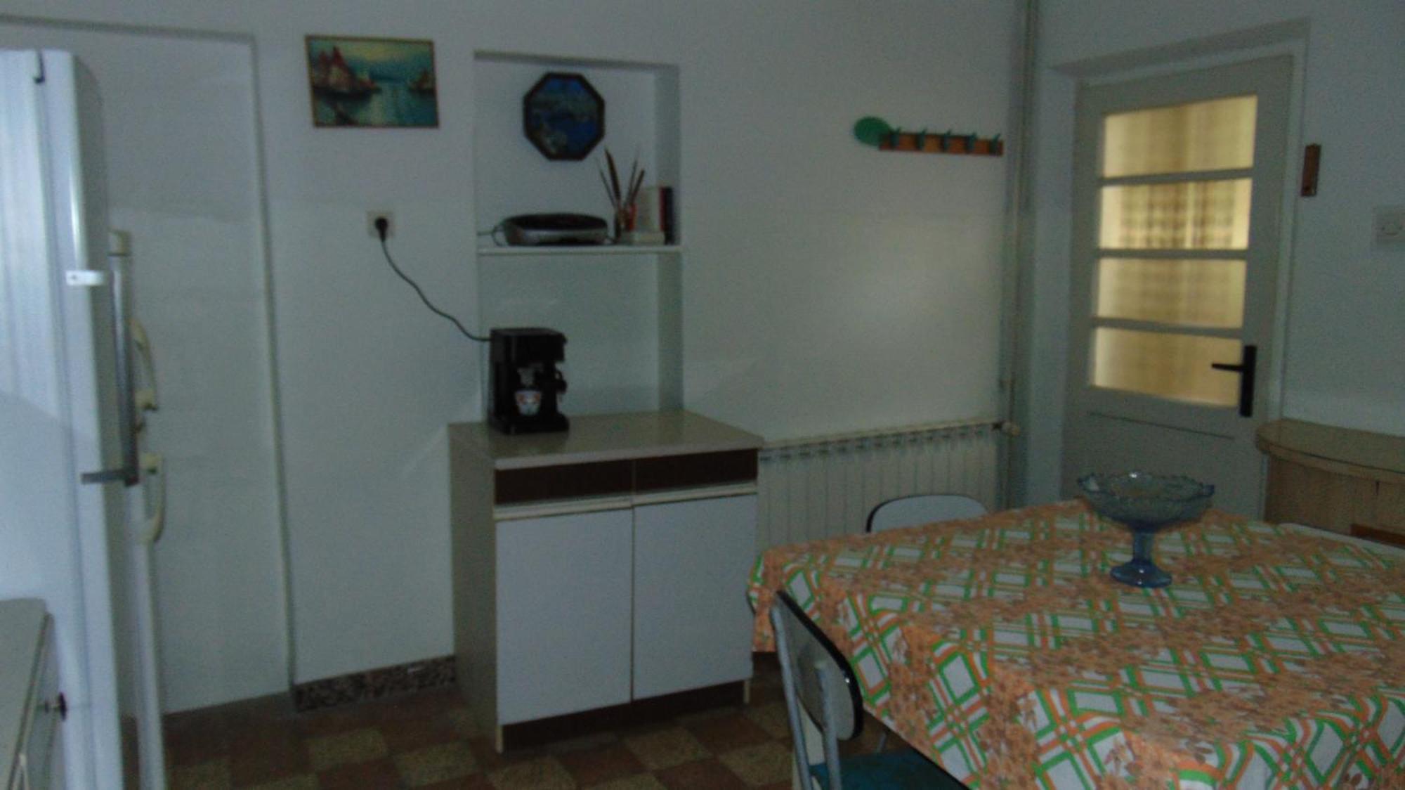 Marina Apartment End Rooms เวลาลูกา ภายนอก รูปภาพ
