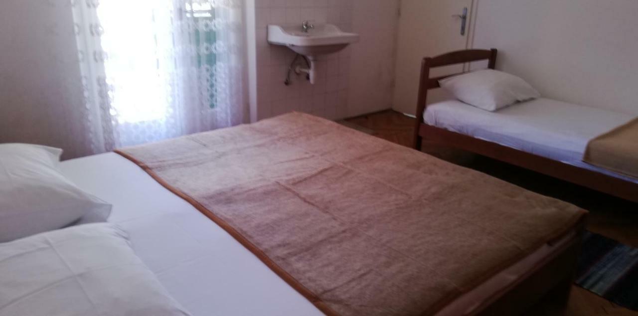 Marina Apartment End Rooms เวลาลูกา ภายนอก รูปภาพ