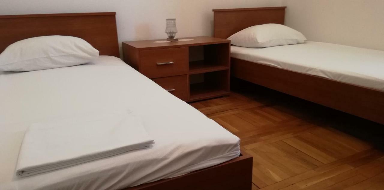 Marina Apartment End Rooms เวลาลูกา ภายนอก รูปภาพ